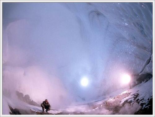 cave09